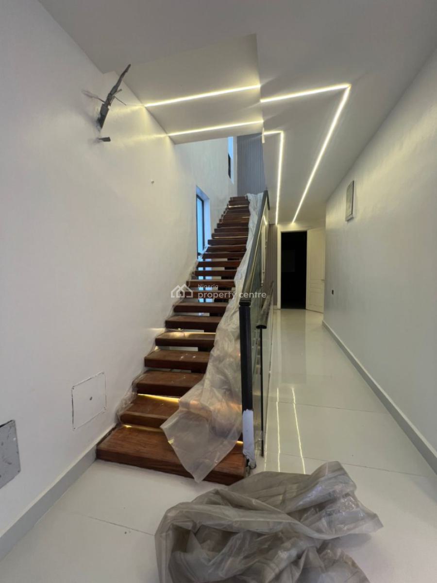 Exquisite 4 Bedroom Spacious Fully Detached House with Bq/ Pool, Phase 1 Proper, Lekki Phase 1, Lekki, Lagos, Detached Duplex for Sale