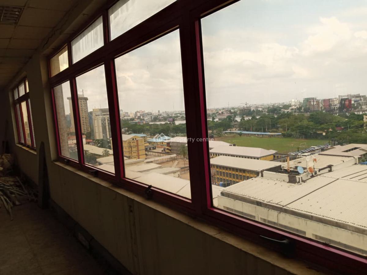 650sqm Space Available, Victoria Island (vi), Lagos, Office Space for Rent