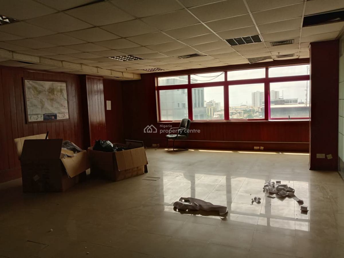 650sqm Space Available, Victoria Island (vi), Lagos, Office Space for Rent