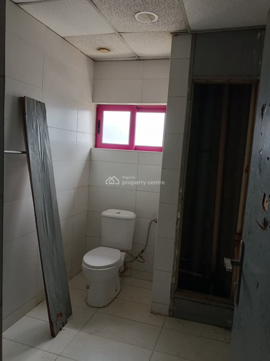 650sqm Space Available, Victoria Island (vi), Lagos, Office Space for Rent