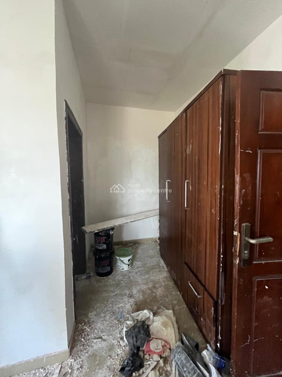 Renovated 3 Bedroom Flat, Sangotedo, Ajah, Lagos, Flat / Apartment for Rent