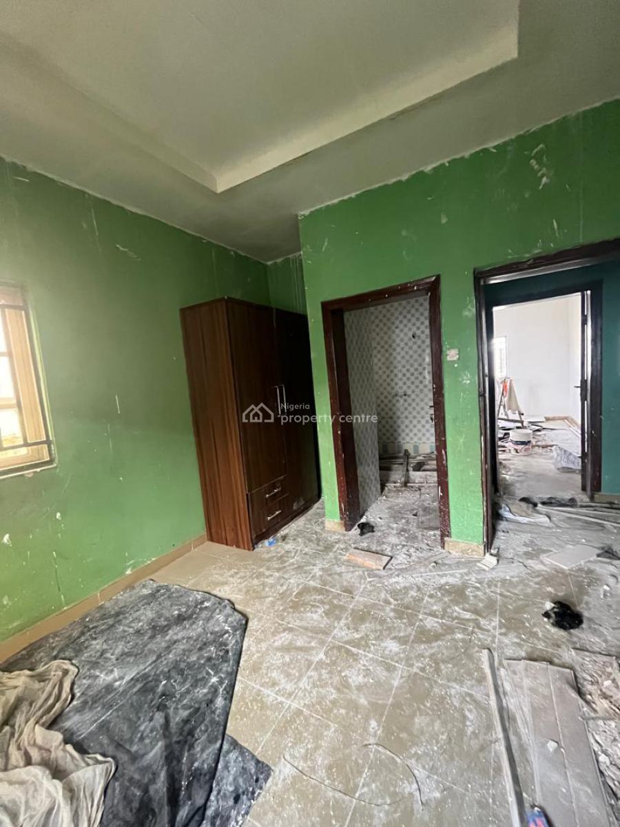 Renovated 3 Bedroom Flat, Sangotedo, Ajah, Lagos, Flat / Apartment for Rent