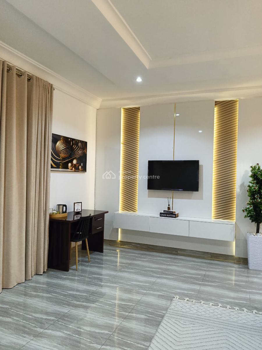 Fully Furnished Deluxe Studio Apartment (the Cappuccino), Guzape District, Abuja, Semi-detached Duplex Short Let