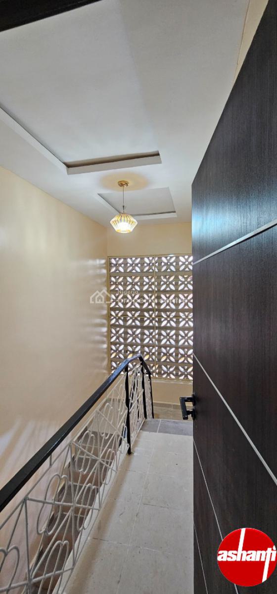 Luxury 3 Bedrooms Flat with Excellent Facilities, 47, Omilade Street, Mafoluku, Oshodi, Lagos, Flat / Apartment for Rent