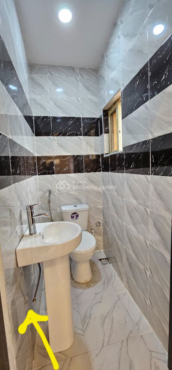 Luxury 3 Bedrooms Flat with Excellent Facilities, 47, Omilade Street, Mafoluku, Oshodi, Lagos, Flat / Apartment for Rent