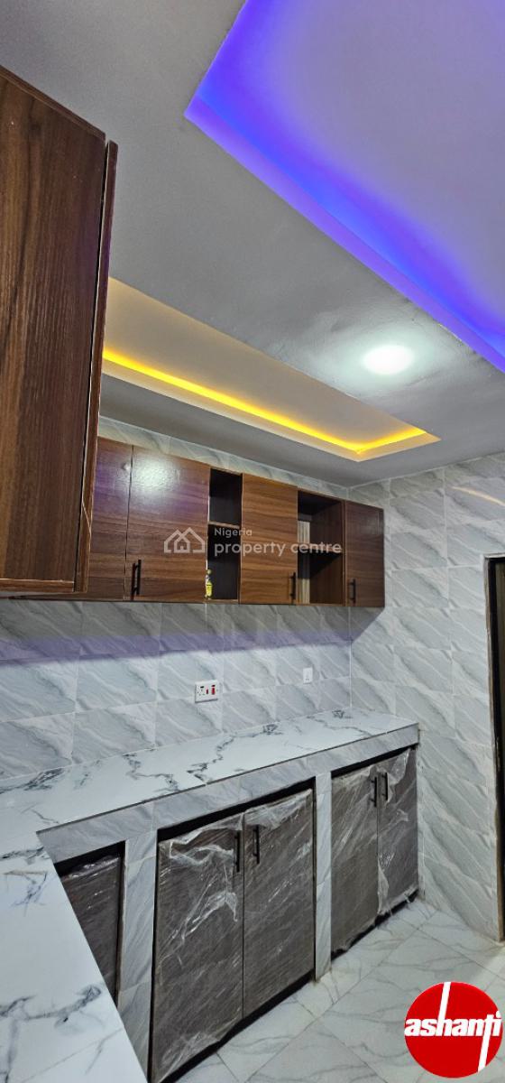 Luxury 3 Bedrooms Flat with Excellent Facilities, 47, Omilade Street, Mafoluku, Oshodi, Lagos, Flat / Apartment for Rent