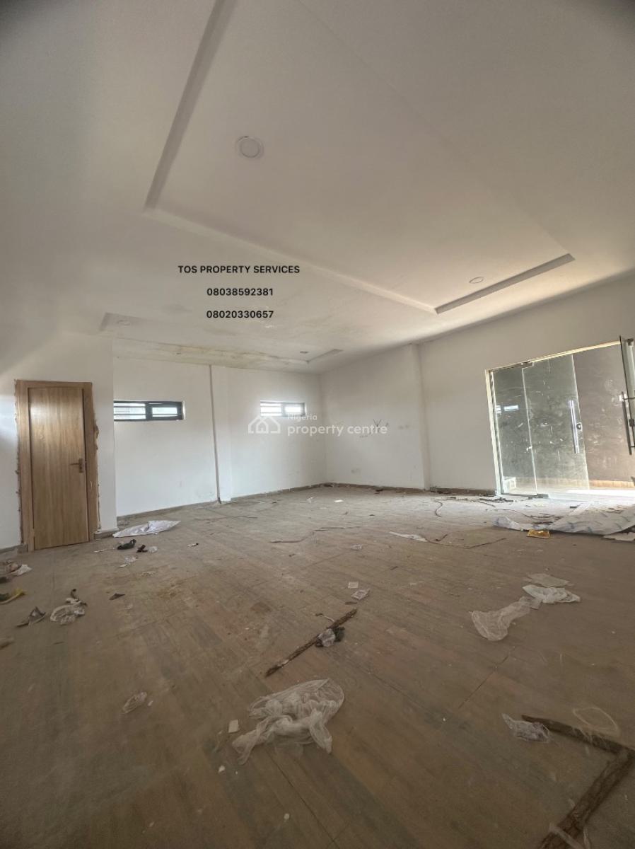 Commercial Space Usable for Restaurant, Lekki Phase 1, Lekki, Lagos, Restaurant / Bar for Rent