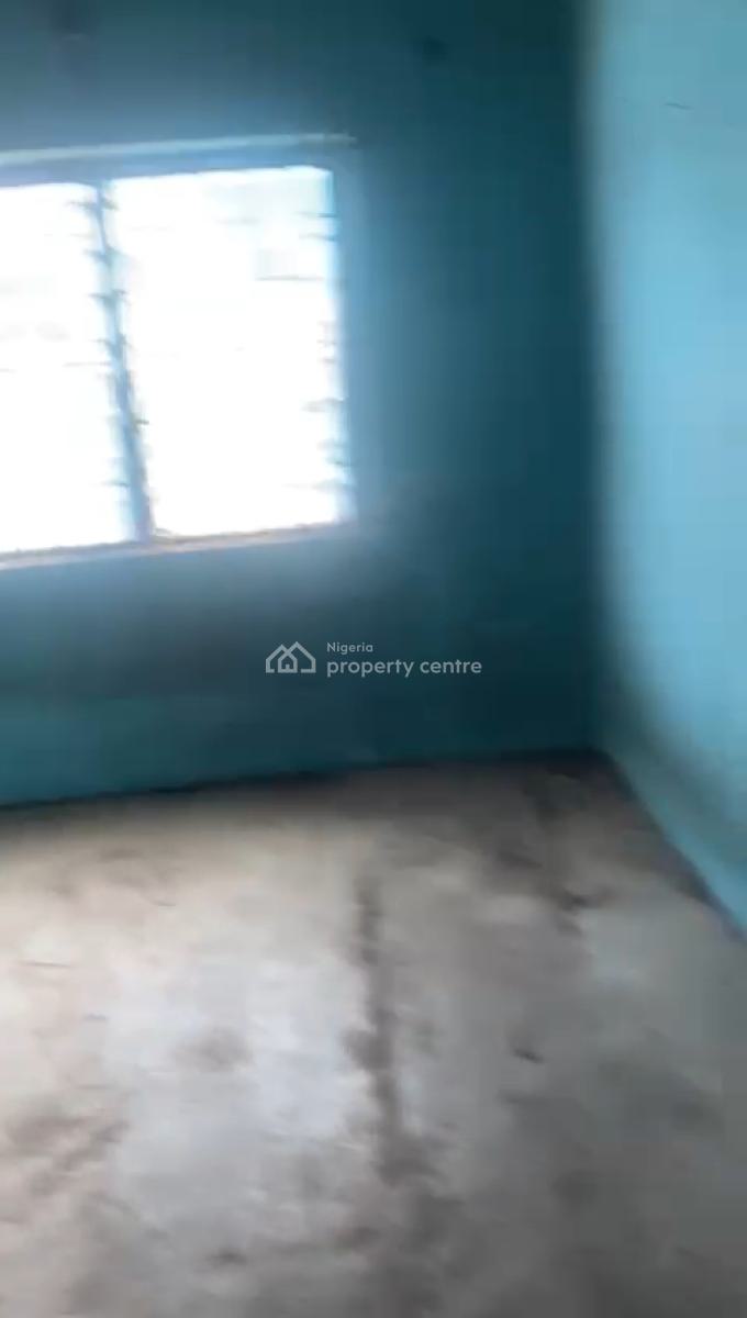 2 Bedroom Flat, Off Bayo Oyewale Street, Ago Palace, Isolo, Lagos, Flat / Apartment for Rent