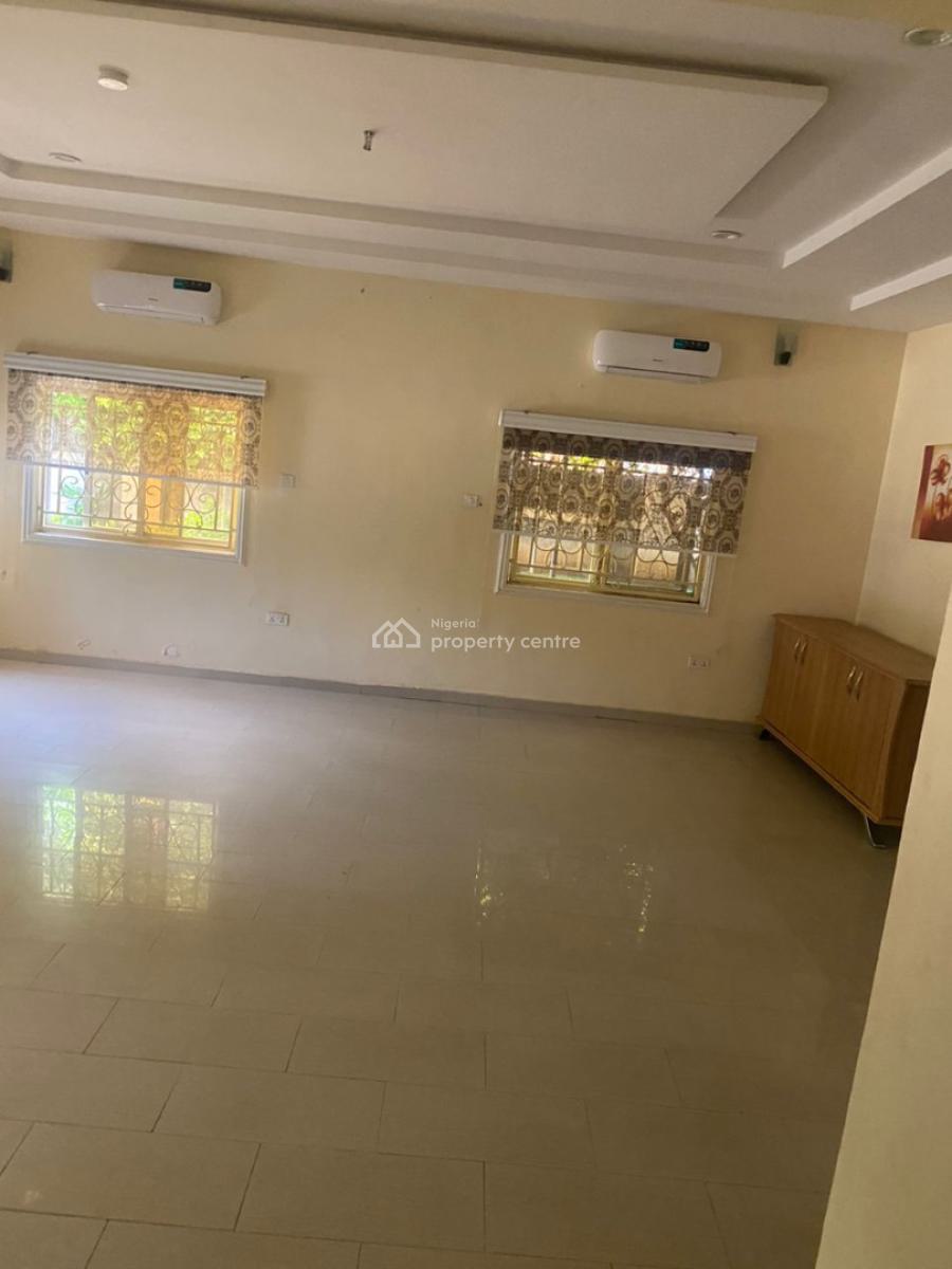 Tastefully Finished Spacious Standard Unit, By Maitama Main, Maitama District, Abuja, Detached Duplex for Rent