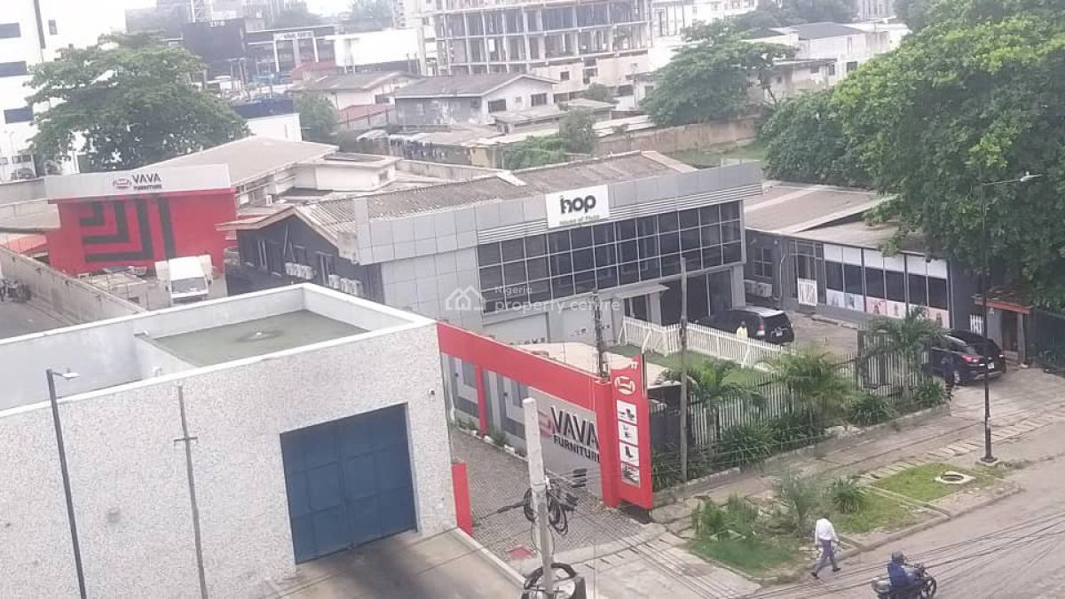 Duluxe Properties, Victoria Island (vi), Lagos, Plaza / Complex / Mall for Sale