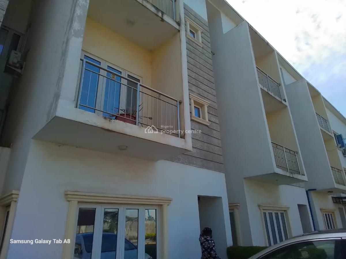4 Bedroom Furnished Terrace with 1 Room Bq, Jahi, Abuja, Terraced Duplex for Sale