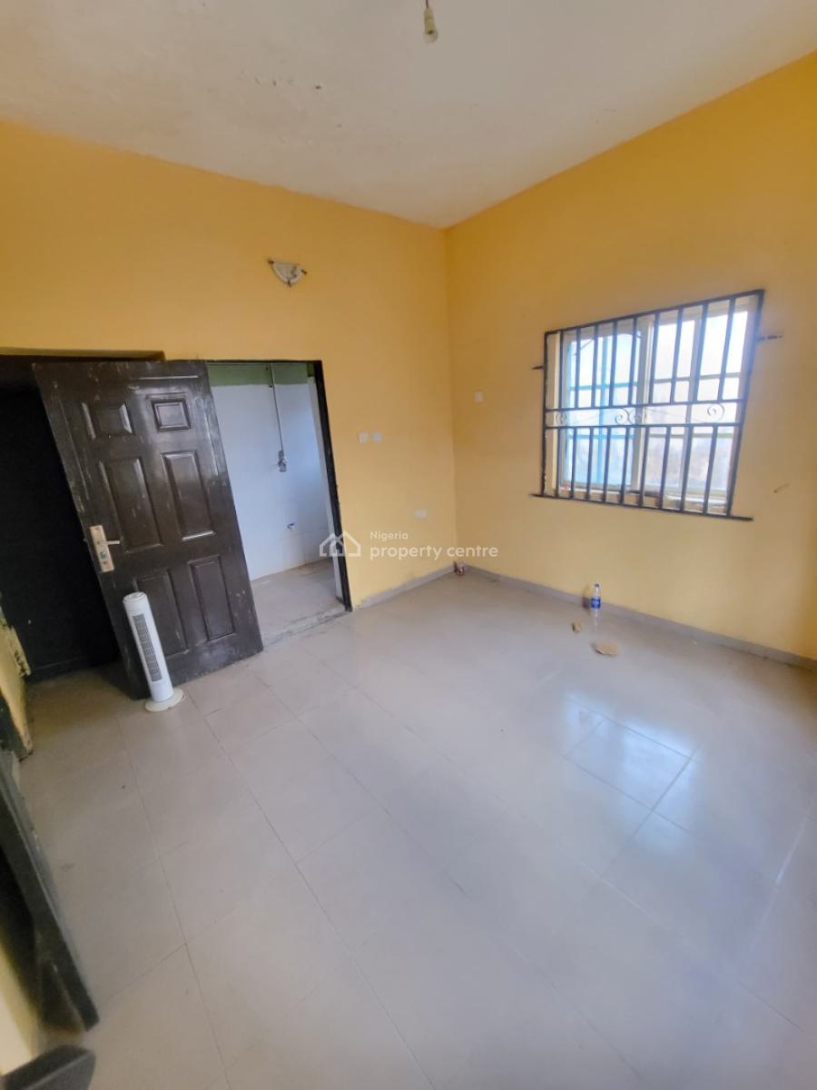 Sharp and Spacious 2 Bedroom Apartment, General Painting, Abraham Adesanya, Ajah, Lagos, Flat / Apartment for Rent