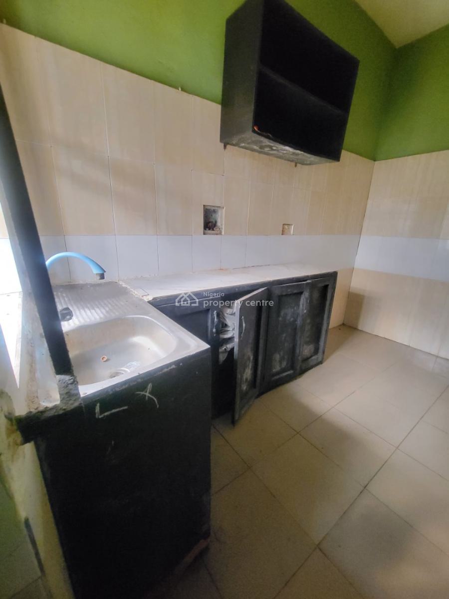 Sharp and Spacious 2 Bedroom Apartment, General Painting, Abraham Adesanya, Ajah, Lagos, Flat / Apartment for Rent