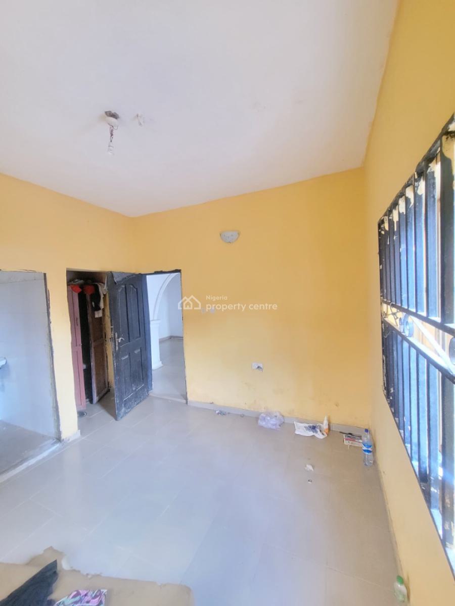 Sharp and Spacious 2 Bedroom Apartment, General Painting, Abraham Adesanya, Ajah, Lagos, Flat / Apartment for Rent