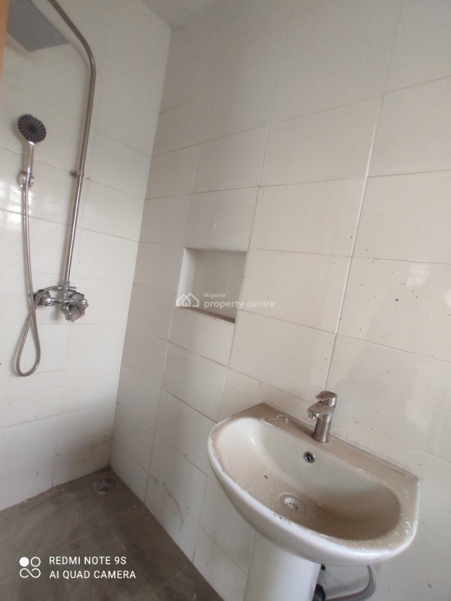 Luxury 3bedroom Well Finished Flat Apartment for Cooperate Clients, Close to Express New Road By Mayfair, Awoyaya, Ibeju Lekki, Lagos, Flat / Apartment for Rent