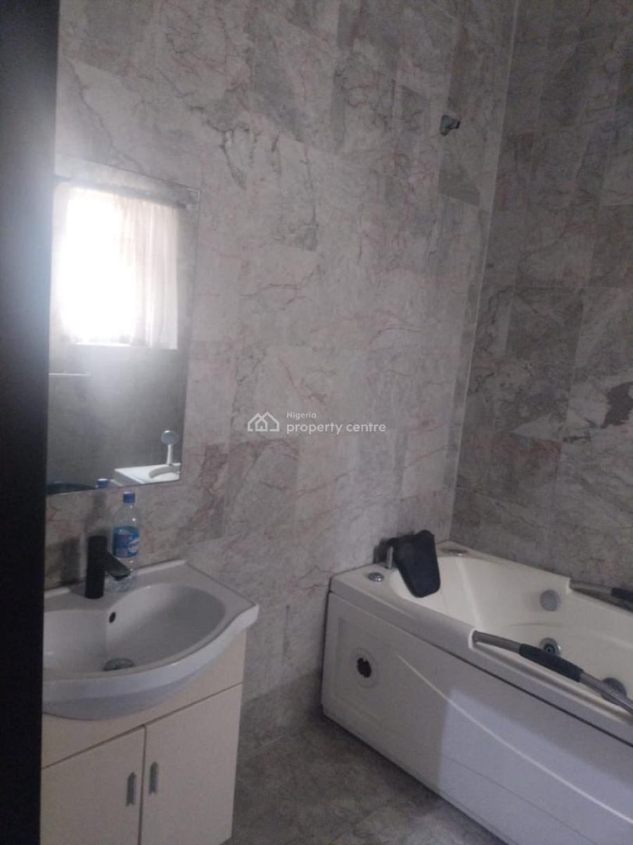 Tastefully Built Unfurnished Serviced Three (3) Bedroom Apartment, Ikoyi, Lagos, Flat / Apartment for Rent