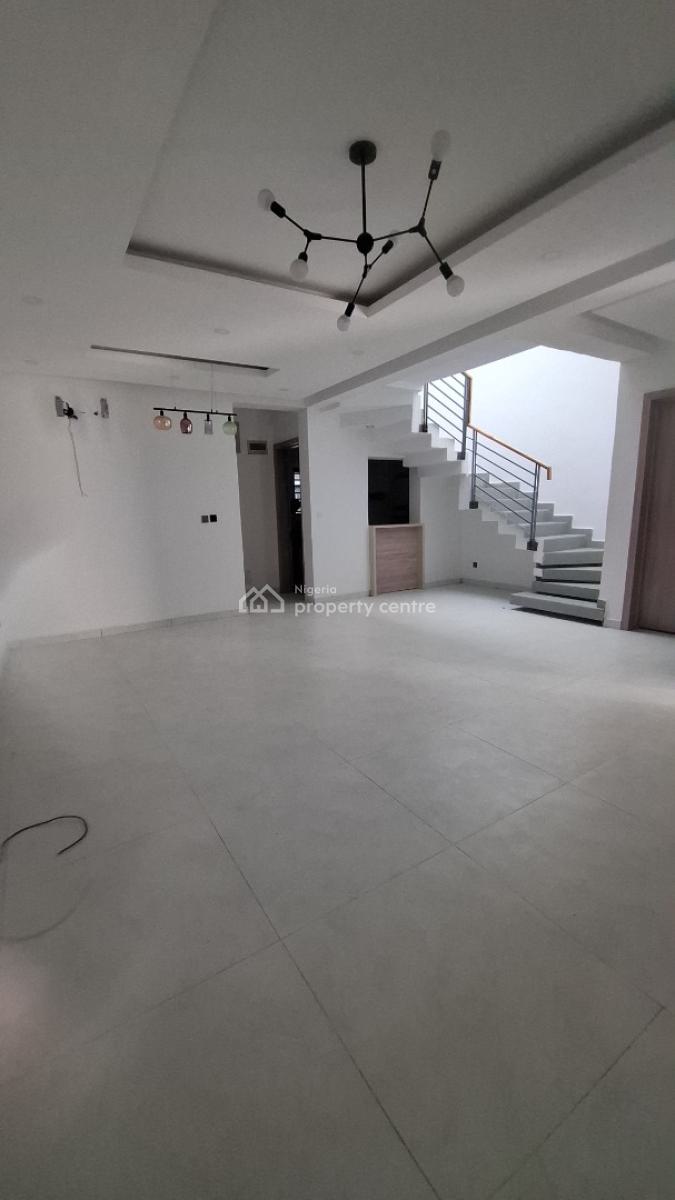Brand New Spacious 3 Bedroom Duplex, Aburaham Adesanya, Ajah, Lagos, Terraced Duplex for Sale