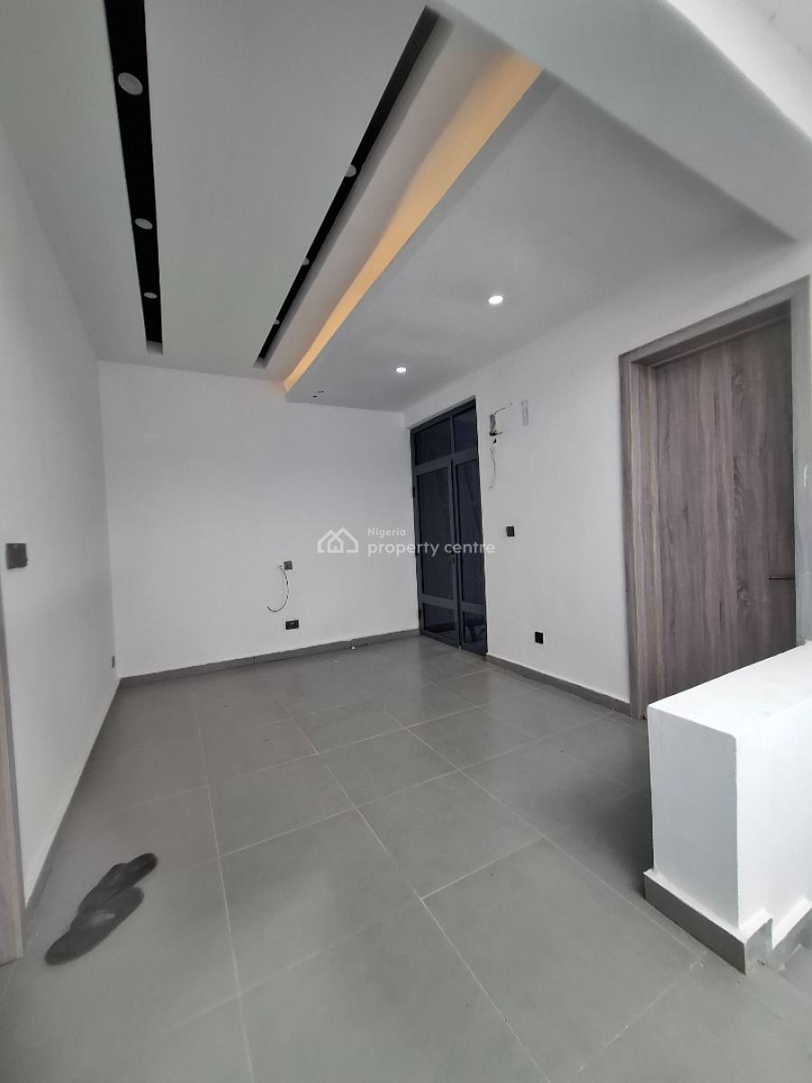 Brand New Spacious 3 Bedroom Duplex, Aburaham Adesanya, Ajah, Lagos, Terraced Duplex for Sale