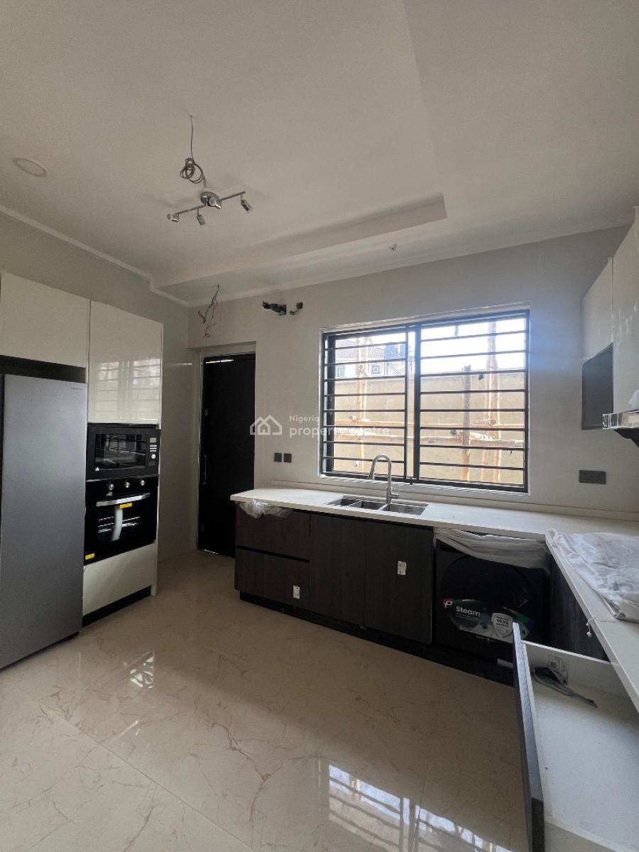 Capacious 5 Bedroom Semi-detached Duplex with Pool, Aldmiralty Area, Lekki Phase 1, Lekki, Lagos, Semi-detached Duplex for Sale