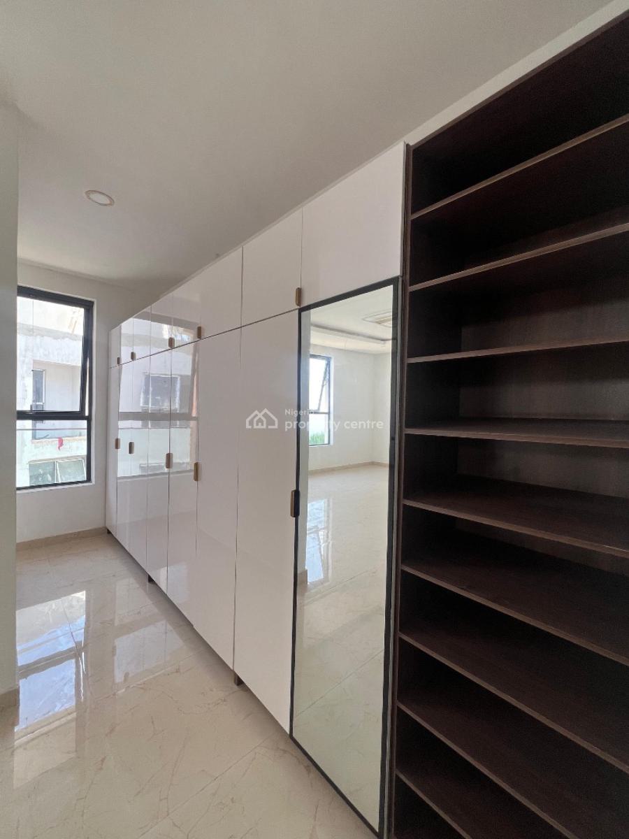 Capacious 5 Bedroom Semi-detached Duplex with Pool, Aldmiralty Area, Lekki Phase 1, Lekki, Lagos, Semi-detached Duplex for Sale