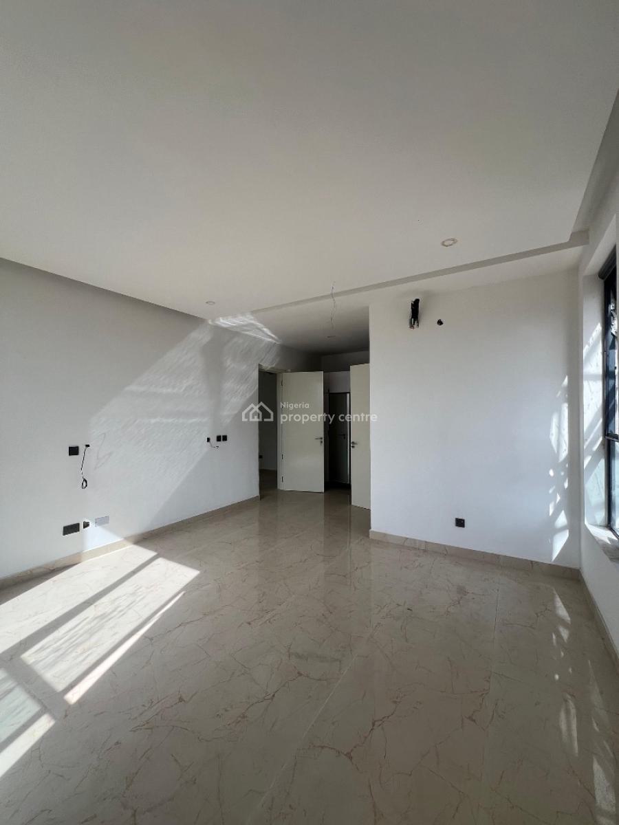 Capacious 5 Bedroom Semi-detached Duplex with Pool, Aldmiralty Area, Lekki Phase 1, Lekki, Lagos, Semi-detached Duplex for Sale