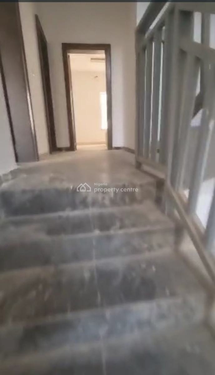 Standard 5 Bedroom Terrace Duplex, Guzape Main, Guzape District, Abuja, Terraced Duplex for Rent