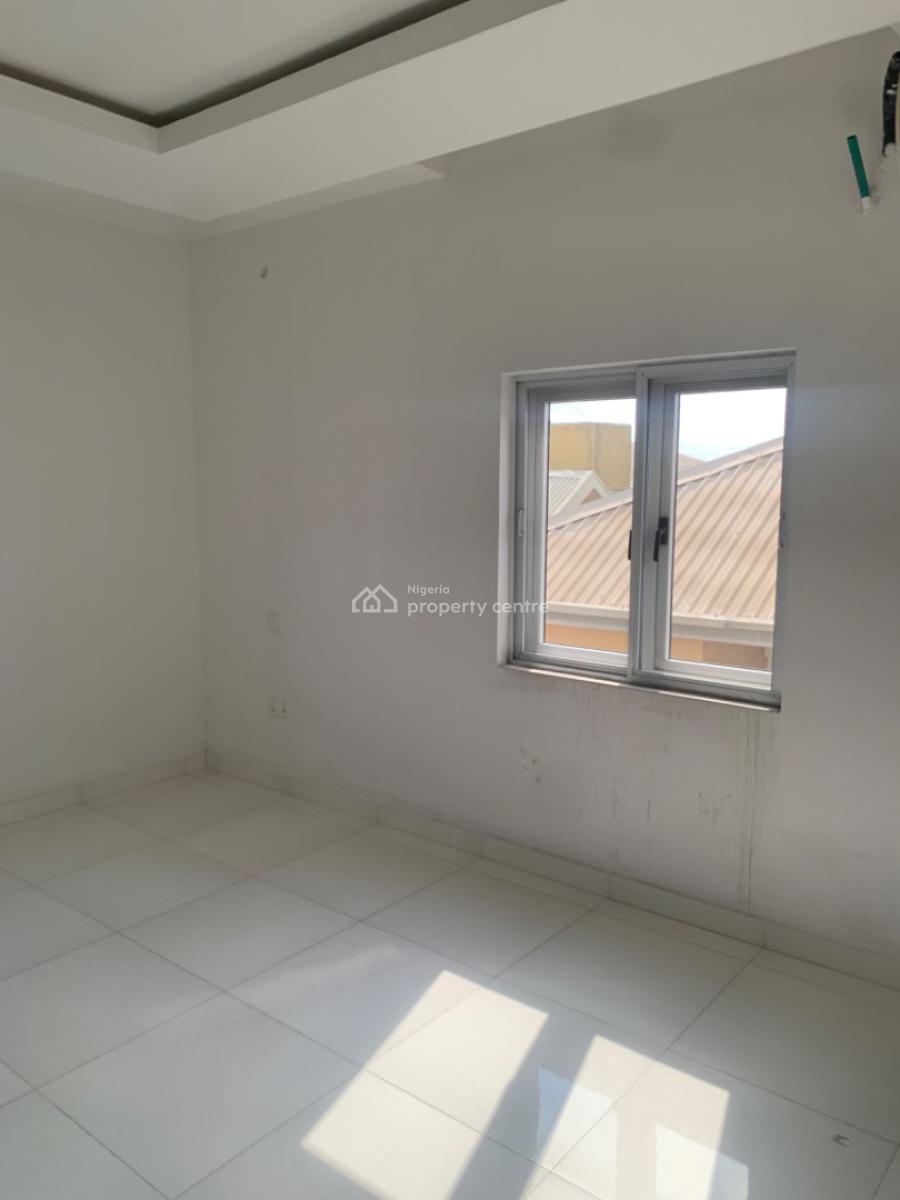 Luxurious 2 Bedroom Flat, Off Mobil Road, Ajah, Lagos, Flat / Apartment for Rent