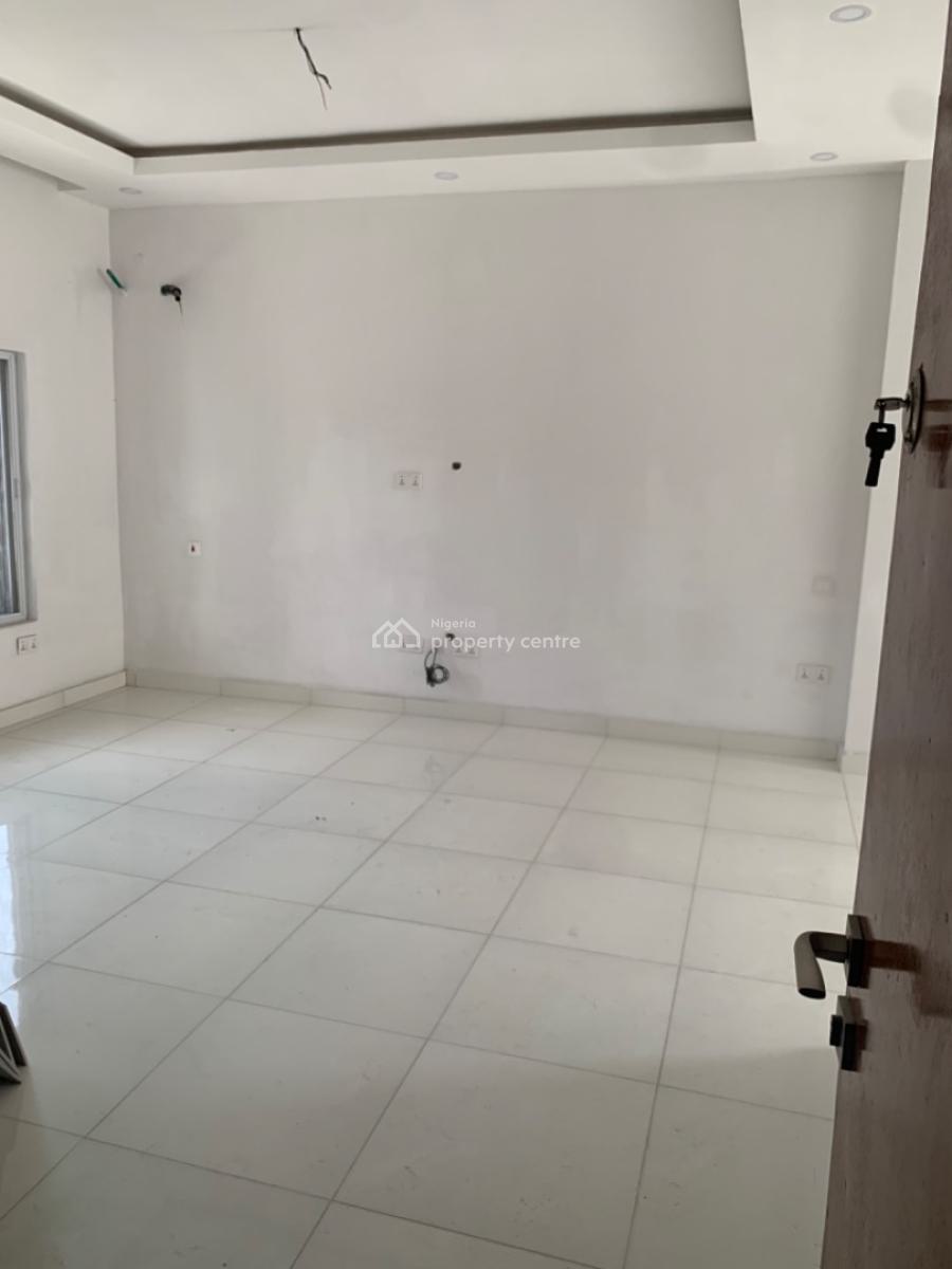 Luxurious 2 Bedroom Flat, Off Mobil Road, Ajah, Lagos, Flat / Apartment for Rent