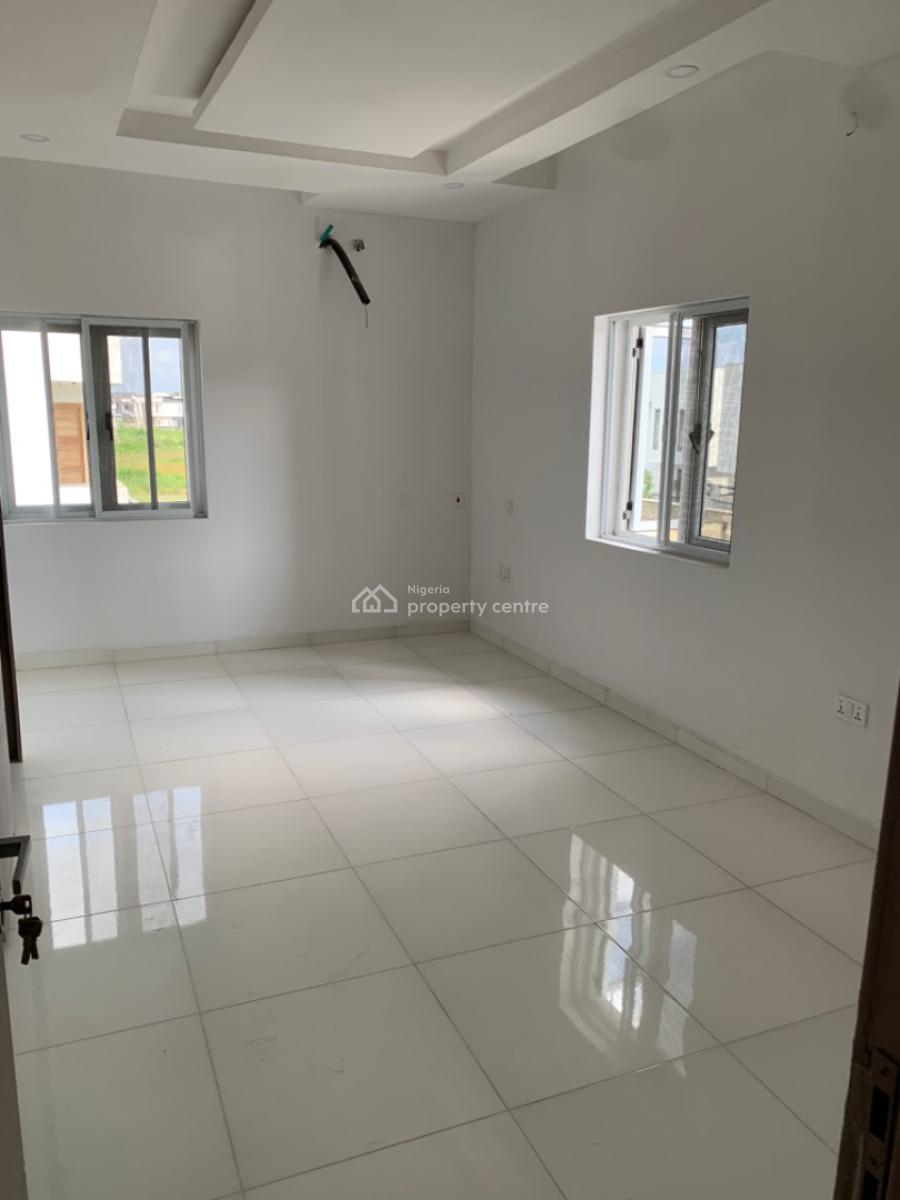 Luxurious 2 Bedroom Flat, Off Mobil Road, Ajah, Lagos, Flat / Apartment for Rent