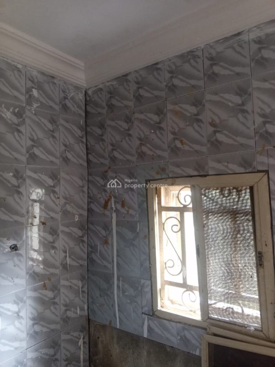 Mini Flat, Gra Phase 1, Magodo, Lagos, Mini Flat (room and Parlour) for Rent