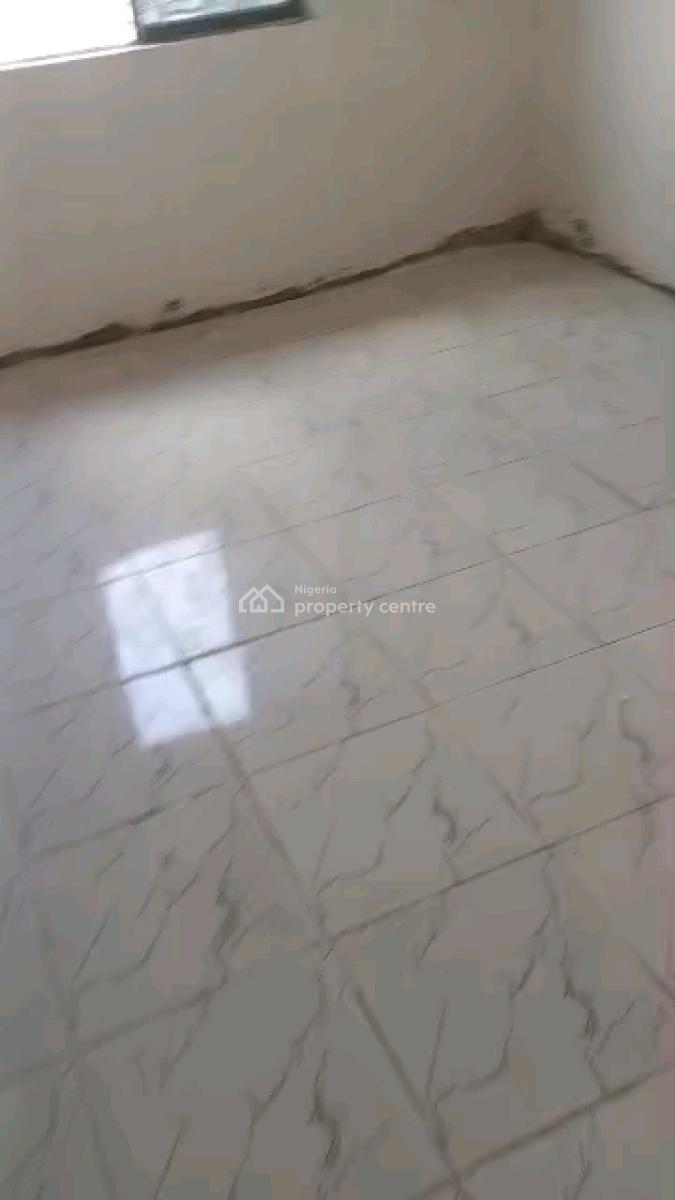 Standard and Spacious Mini Flat, Shomolu, Lagos, Mini Flat (room and Parlour) for Rent