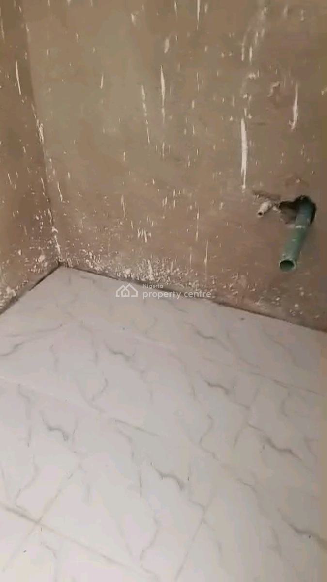Standard and Spacious Mini Flat, Shomolu, Lagos, Mini Flat (room and Parlour) for Rent