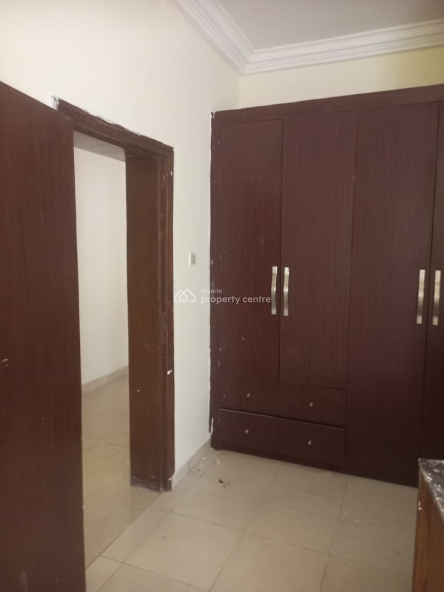 3 Bedroom Flat in Ikota Villa Estate, Ikota Estate, Ikota, Lekki, Lagos, Flat / Apartment for Rent
