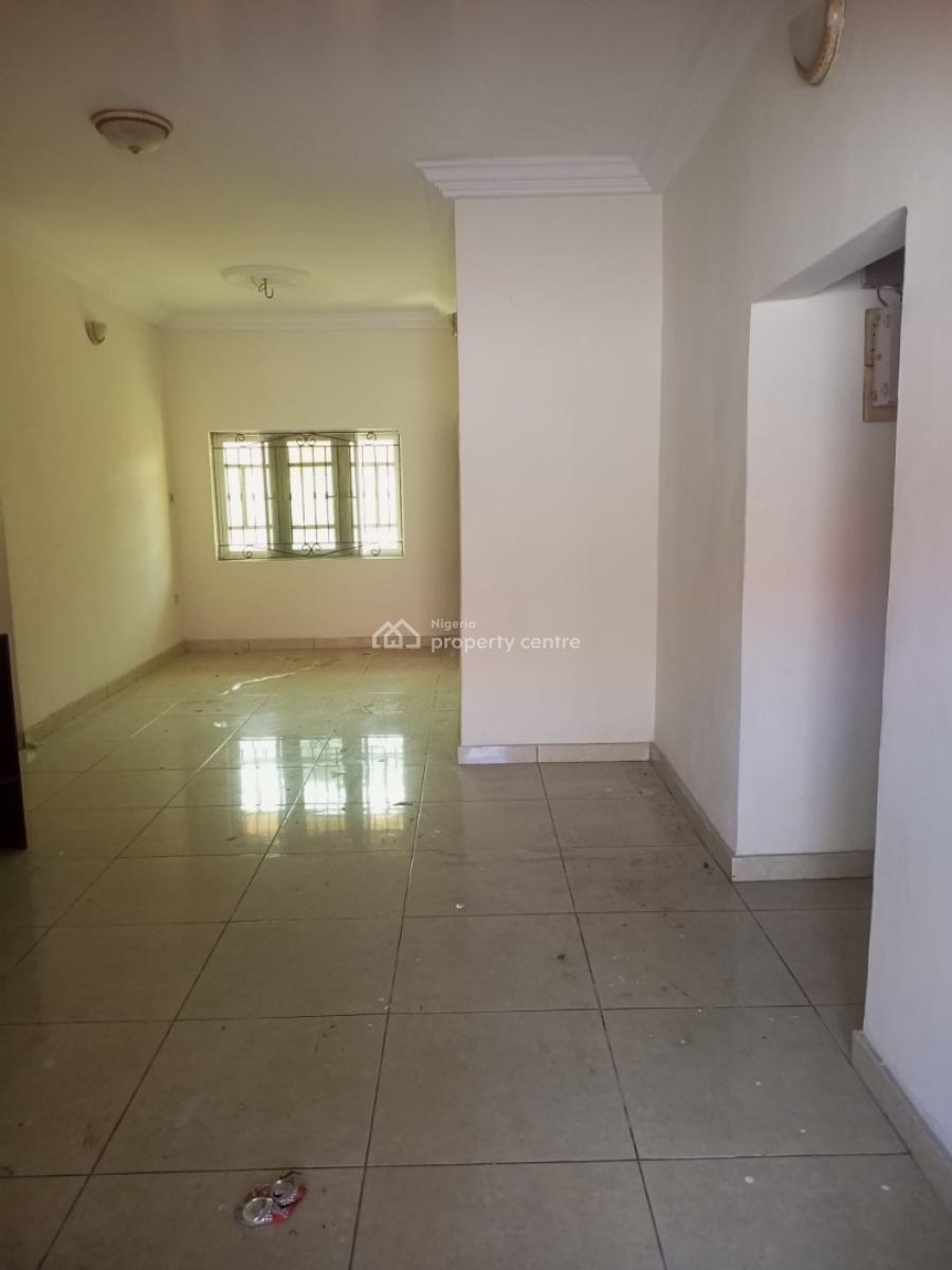 3 Bedroom Flat in Ikota Villa Estate, Ikota Estate, Ikota, Lekki, Lagos, Flat / Apartment for Rent