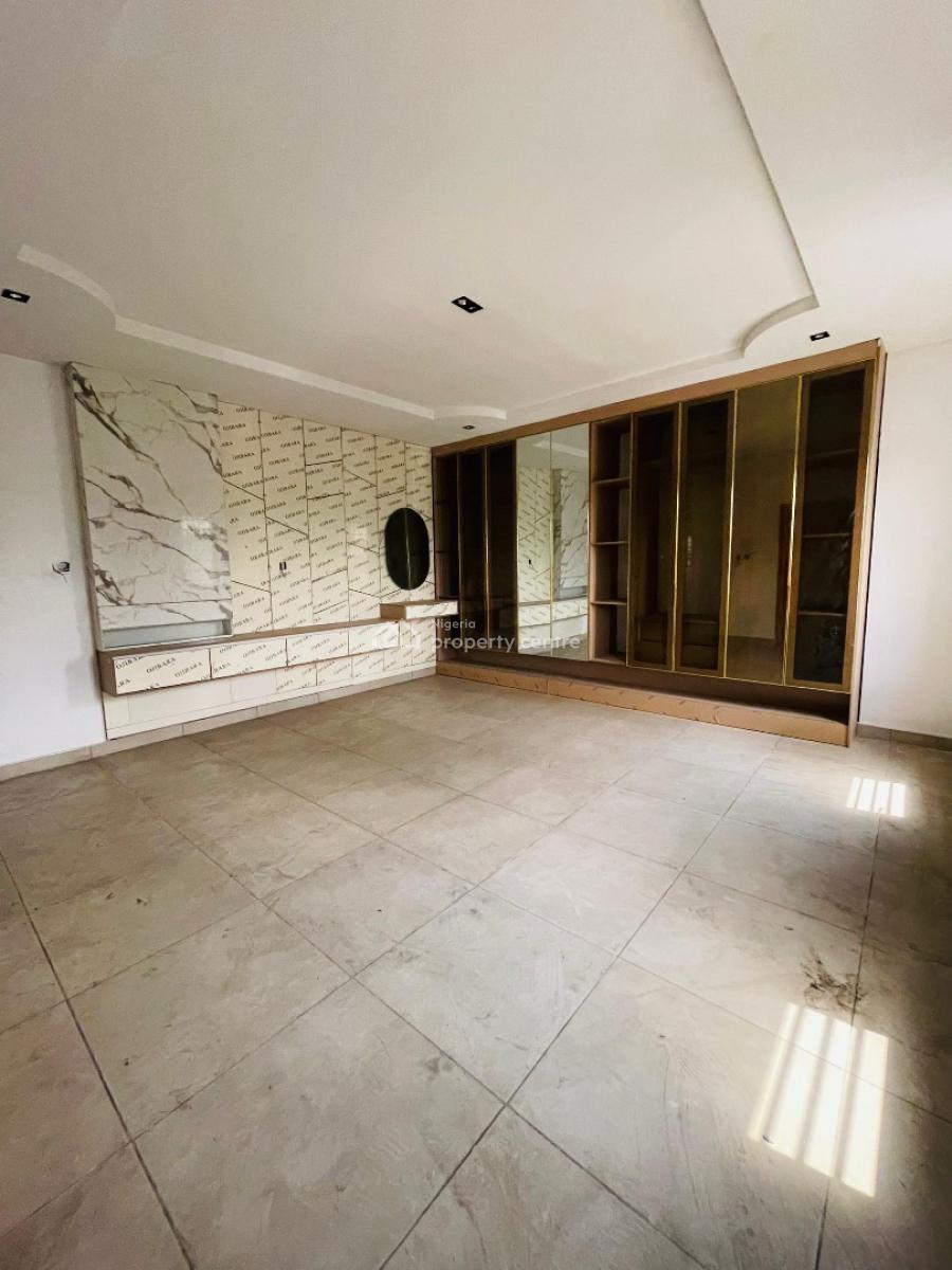 Beautifully Crafted 5 Bedroom Fully Detached Duplex Plus Bq, Well Built 5 Bedroom Detached Duplex with a Bq in a Classy Estate, Gra Phase 2, Magodo, Lagos, Detached Duplex for Sale