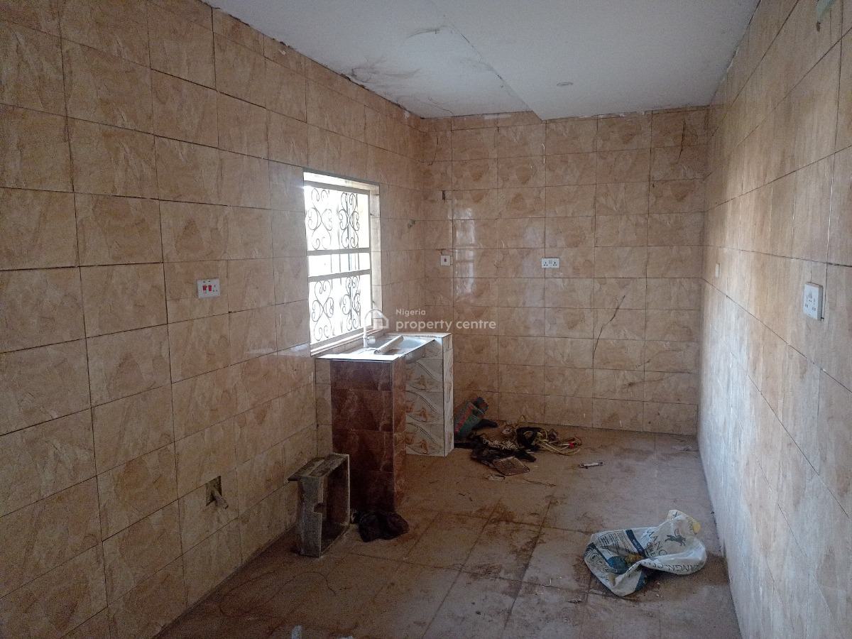 Newly Built 4 Bedroom Terrace House Mdt/4br/2/3, Flat 2, Gate 2, Aquamarine Estate, Wumba, Abuja, Terraced Duplex for Sale