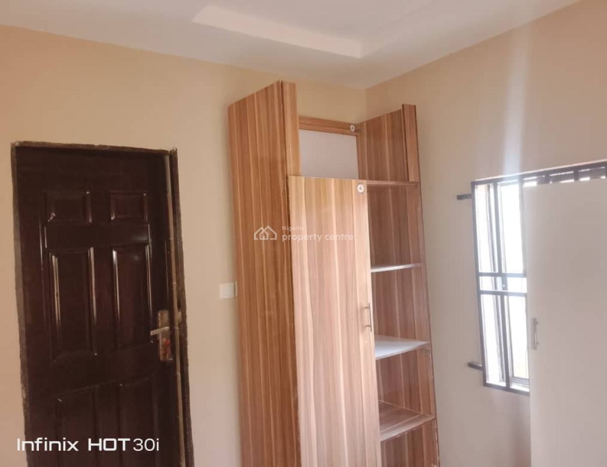 Standard 2 Bedroom Flat, 4th Avenue, Gwarinpa, Abuja, Flat / Apartment for Rent
