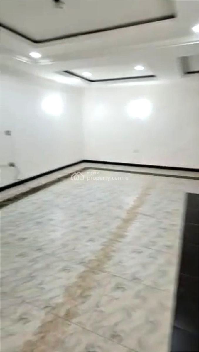 4 Bedrooms with Bq, By Gilmore, Tarred Road, Jahi, Abuja, Terraced Duplex for Rent