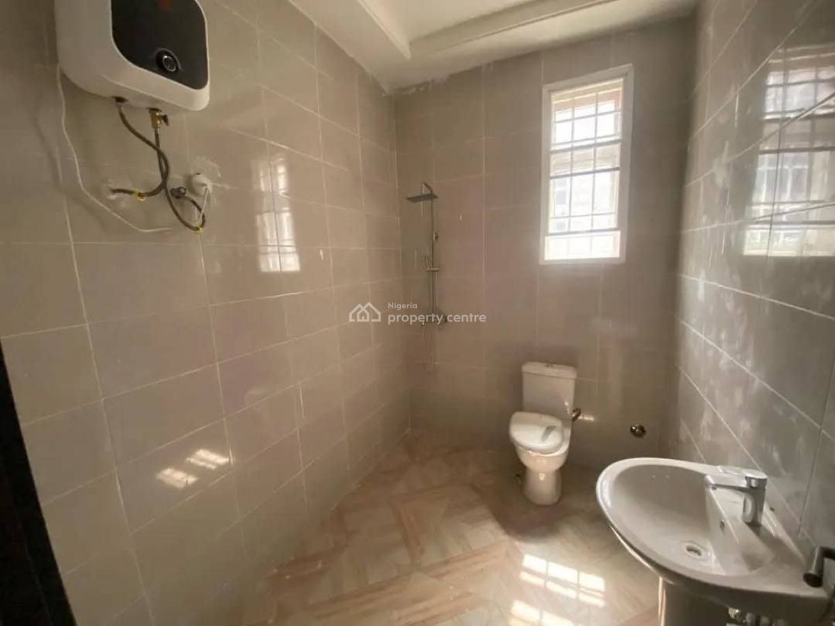 3-bedroom Apartment  Gwarinpa, Abuja  Well-built 3-bedroom, Gwarinpa, Abuja, Block of Flats for Sale