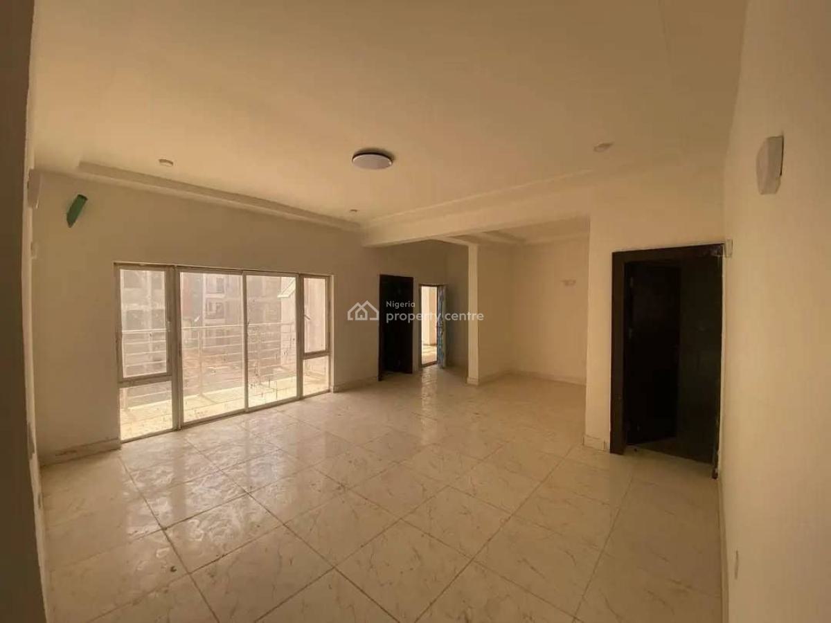 3-bedroom Apartment  Gwarinpa, Abuja  Well-built 3-bedroom, Gwarinpa, Abuja, Block of Flats for Sale