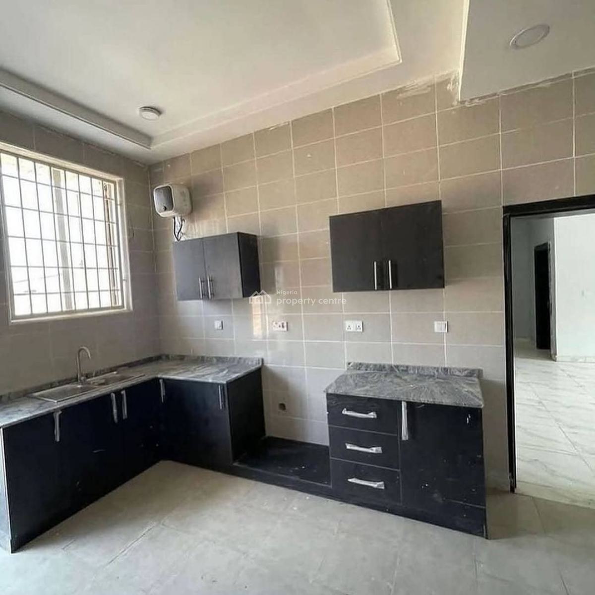 3-bedroom Apartment  Gwarinpa, Abuja  Well-built 3-bedroom, Gwarinpa, Abuja, Block of Flats for Sale