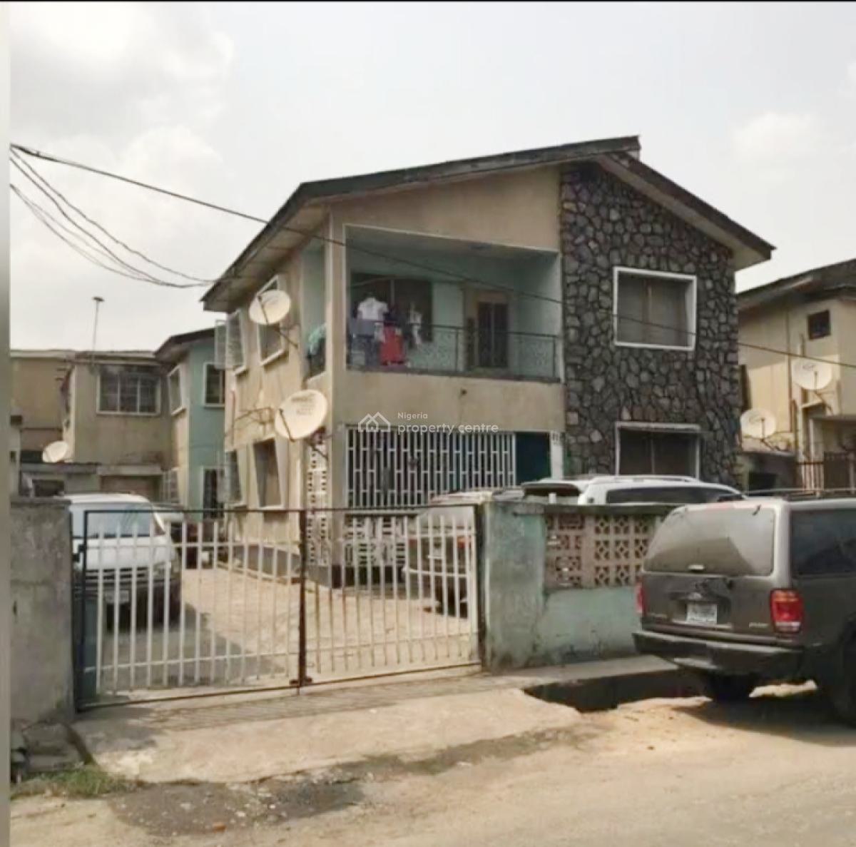 Blocks of 4 Flats of 1 Units of 3 Bedroom Flat N 2 Units of 2 Bedroom, Obanikoro Estate By Mobil Filling Station, Obanikoro, Shomolu, Lagos, Block of Flats for Sale