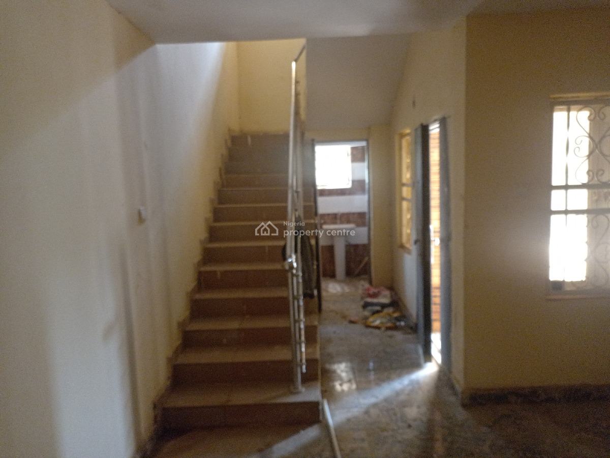 Newly Built 4 Bedroom Terrace House Mdt/4br/3/3, Flat 3, Gate 2 Aquamarine Estate, Wumba, Abuja, Terraced Duplex for Sale