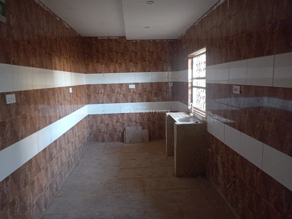 Newly Built 4 Bedroom Terrace House Mdt/4br/3/3, Flat 3, Gate 2 Aquamarine Estate, Wumba, Abuja, Terraced Duplex for Sale