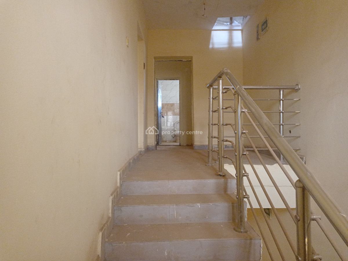 Newly Built 4 Bedroom Terrace House Mdt/4br/3/3, Flat 3, Gate 2 Aquamarine Estate, Wumba, Abuja, Terraced Duplex for Sale