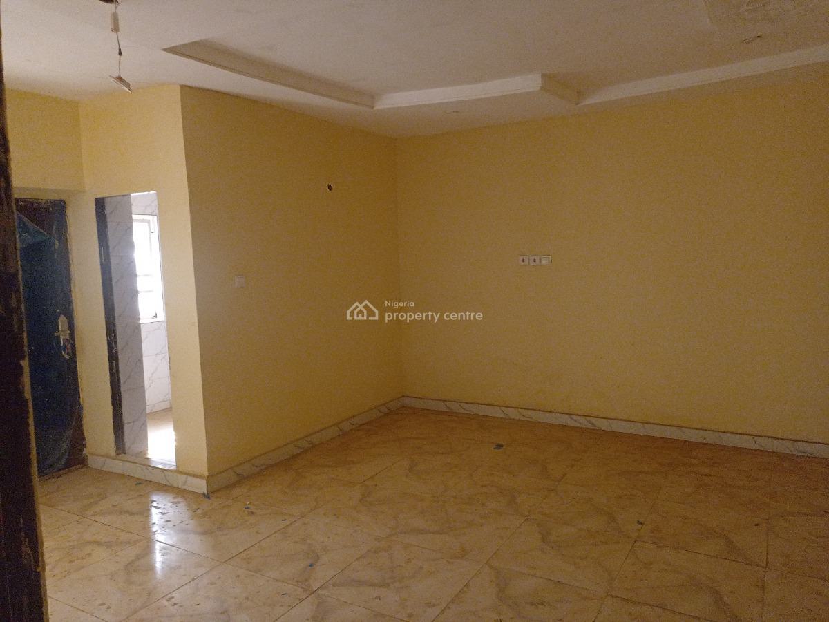 Newly Built 4 Bedroom Terrace House Mdt/4br/3/3, Flat 3, Gate 2 Aquamarine Estate, Wumba, Abuja, Terraced Duplex for Sale