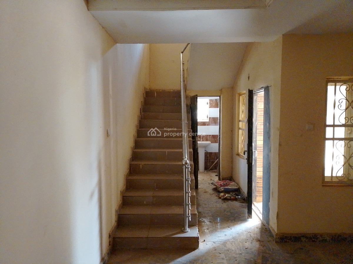 4 Bedroom Terrace House (flat 3), Flat 3, Gate 2 Aquamarine Estate, Wumba, Abuja, Terraced Duplex for Sale