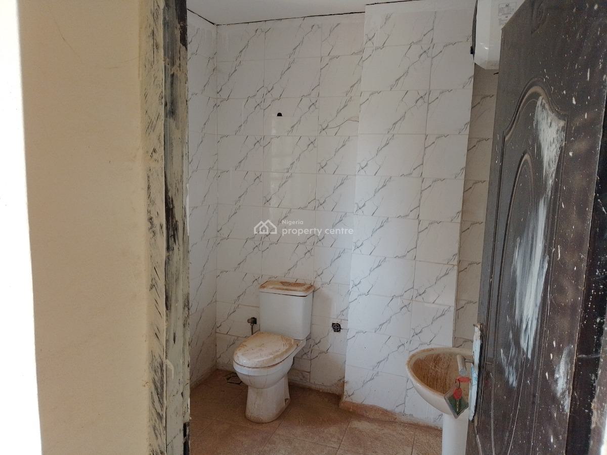 4 Bedroom Terrace House (flat 3), Flat 3, Gate 2 Aquamarine Estate, Wumba, Abuja, Terraced Duplex for Sale