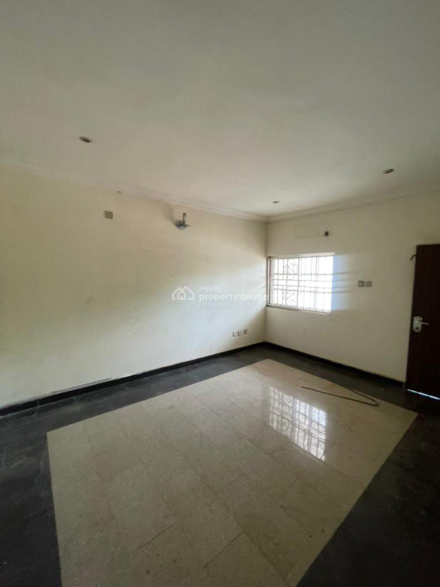 Spacious 4 Bedroom Semi-detached Duplex + 2 Bqs, Gwarinpa, Abuja, Semi-detached Duplex for Rent