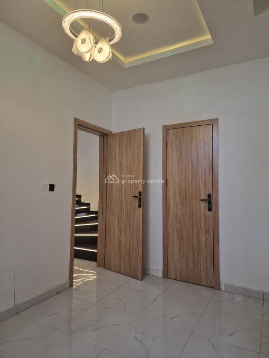 4bedroom Semi Detached Duplex, Ikota, Lekki, Lagos, Semi-detached Duplex for Sale